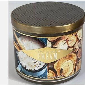 B&BW “ Hot Cocoa & Cream “ Candle
